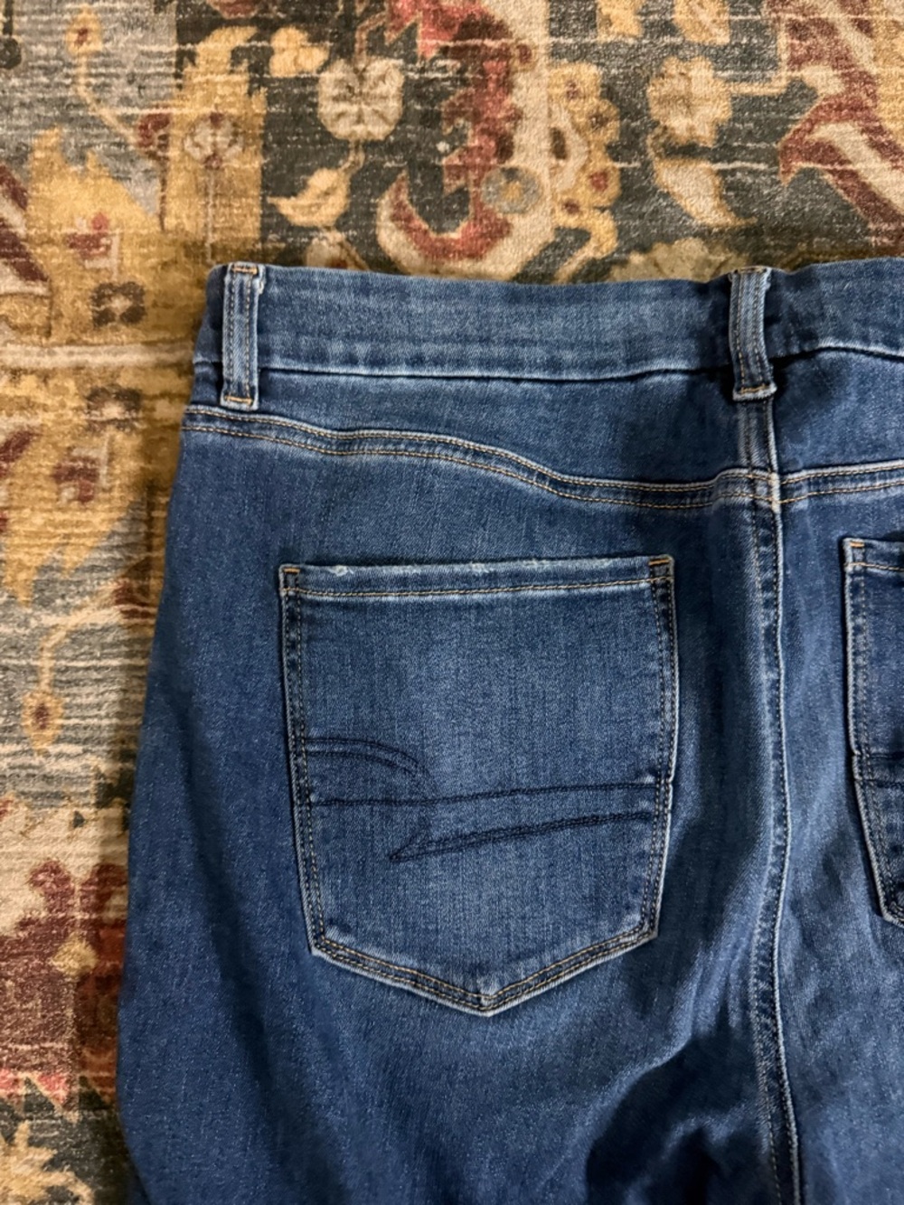 American Eagle Dark Wash Distressed Curvy Jegging - Picture 10 of 10